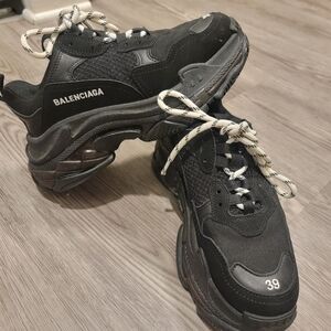 Balenciaga Triple Sole Size 9